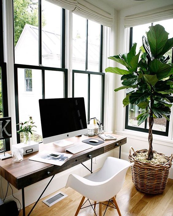 Top 5 Must Haves for an Inspiring Home Office - Tuft & Trim