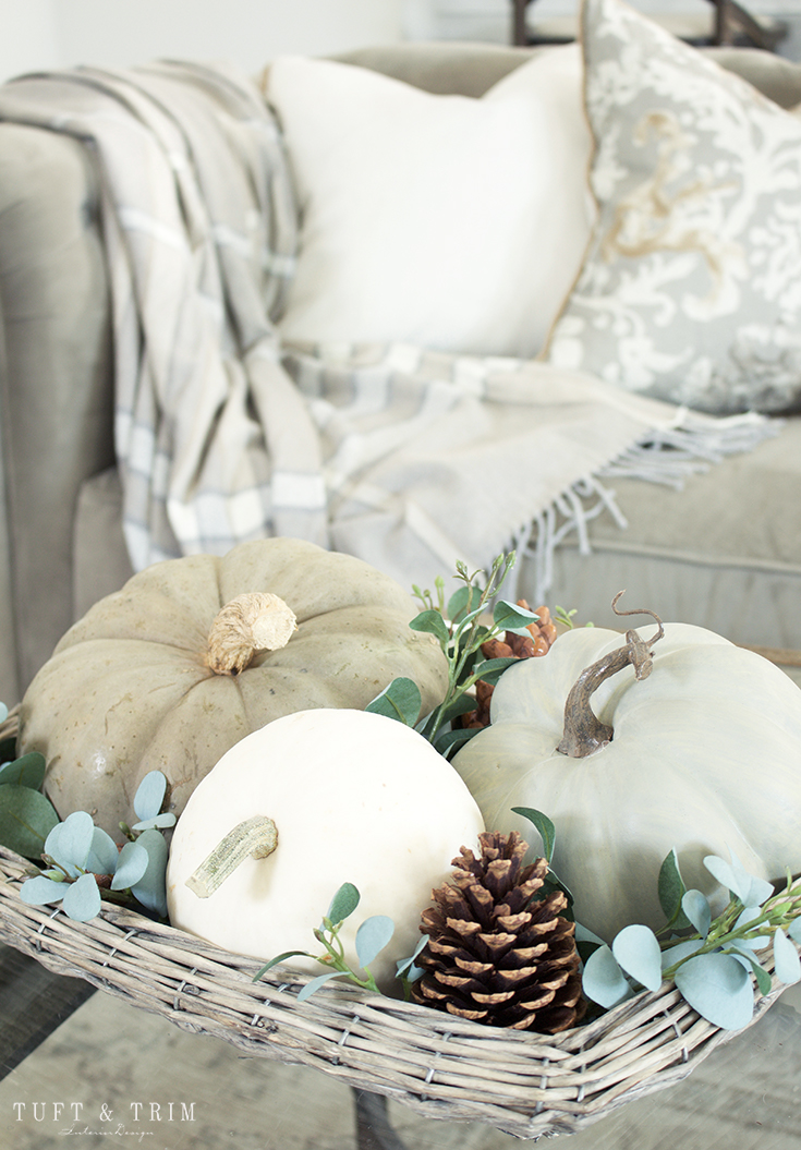 Our Neutral Fall Farmhouse. Soft & Neutral Fall Decor. 