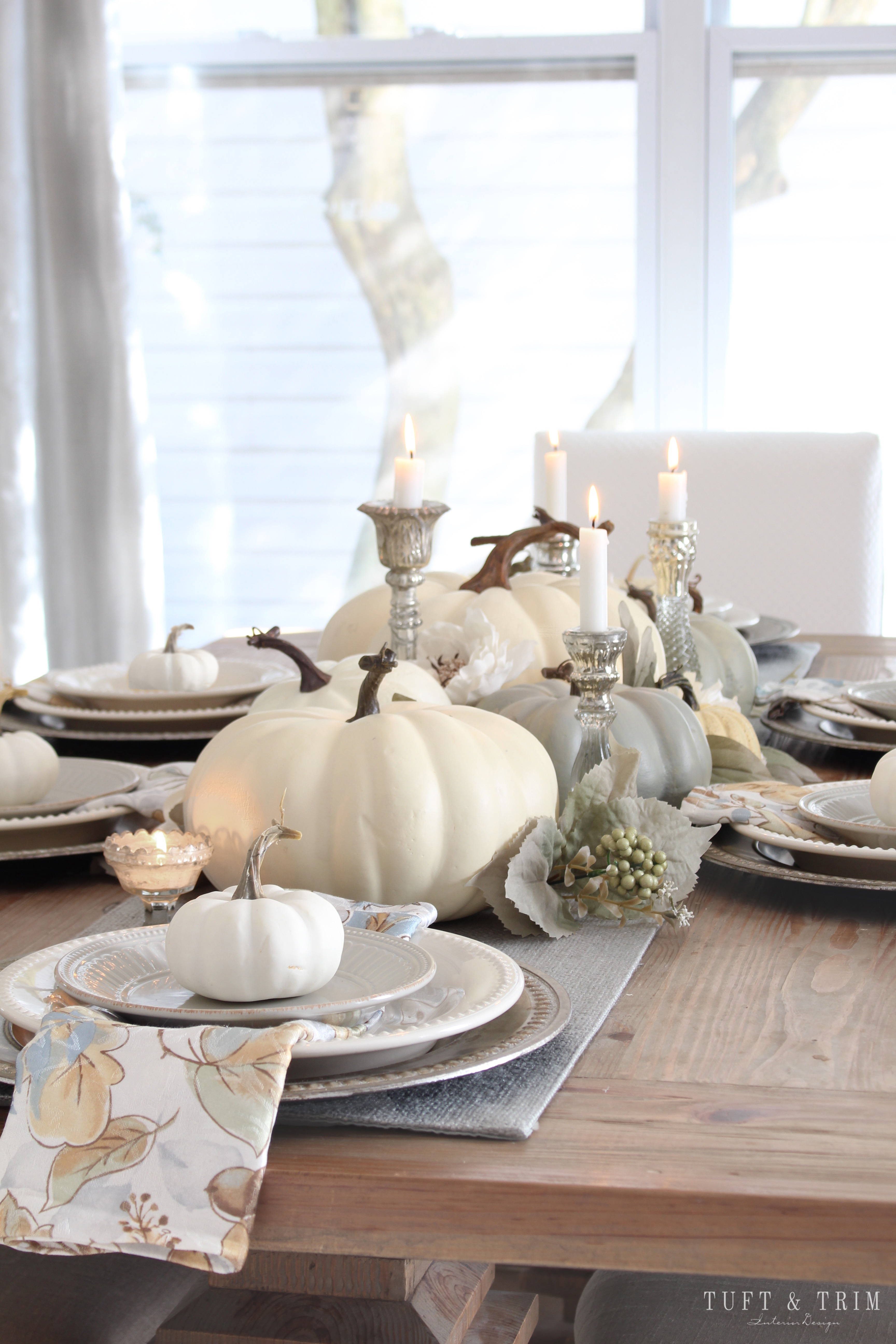 Neutral Thanksgiving Table by Tuft & Trim Interior Design