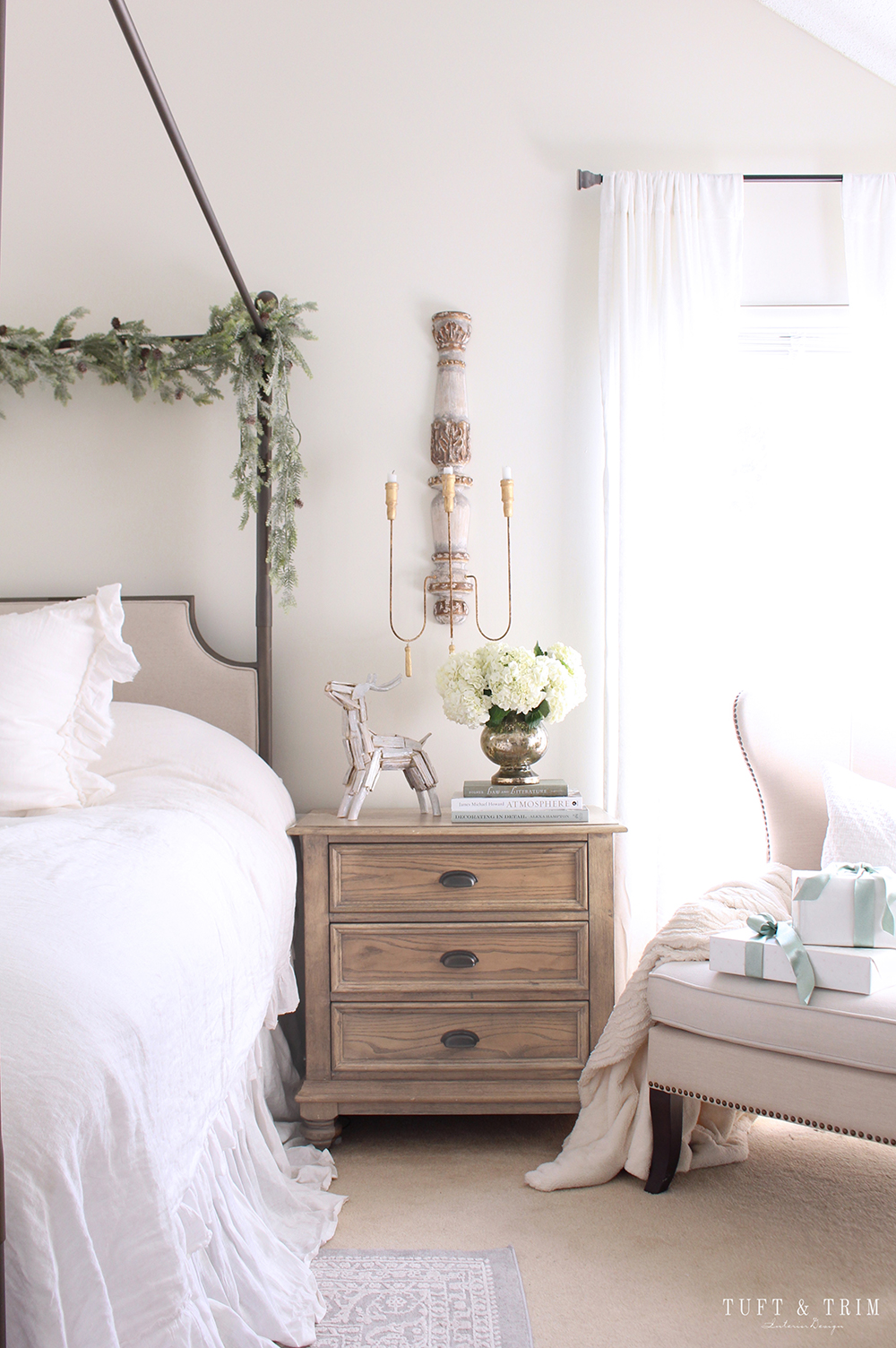 Cozy Holiday Bedroom: Loveliest Looks of Christmas Tour with Tuft & Trim Interior Design