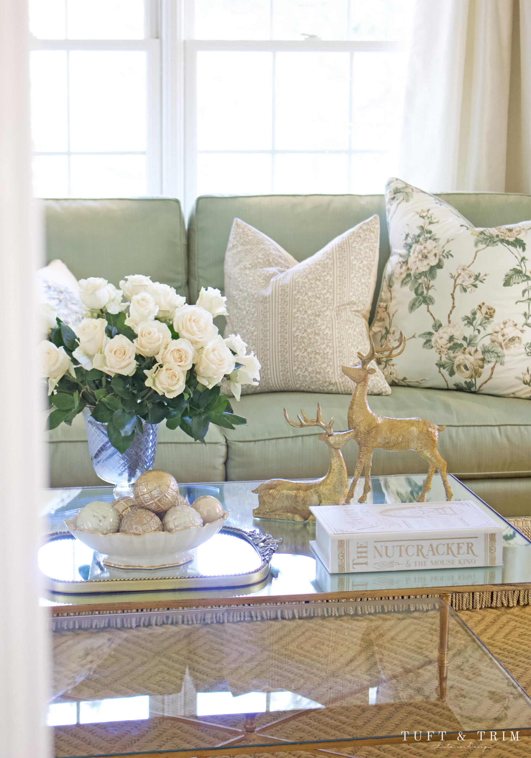 Timeless Holiday Elegance with Tuft & Trim Interior Design