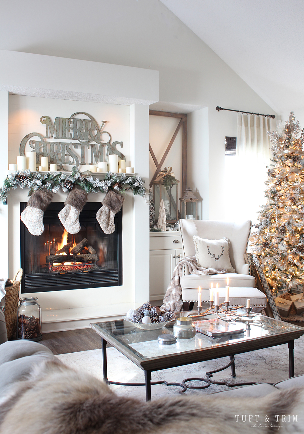 Elegant Living Room Christmas Decorations
