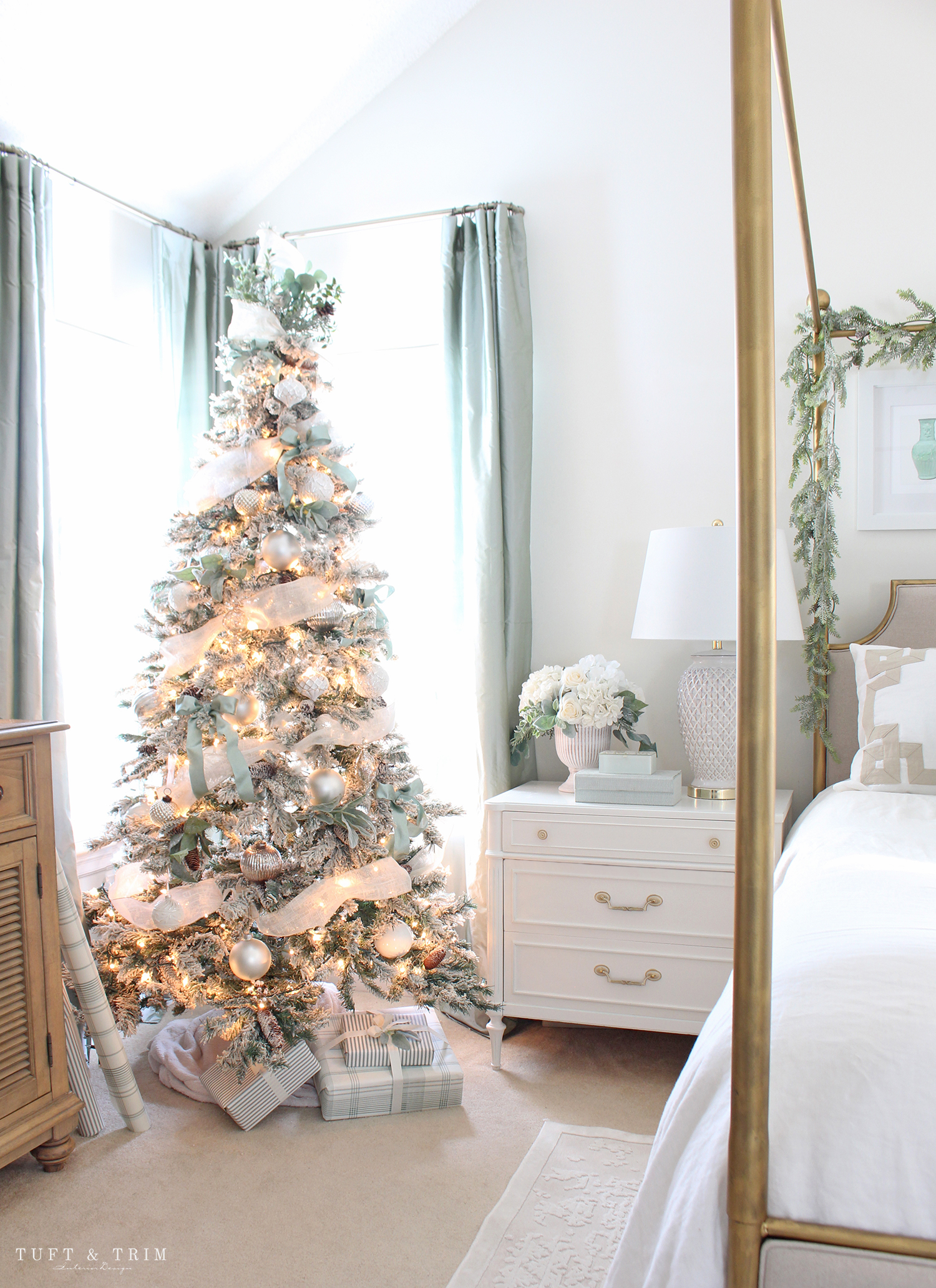 Classic & Chic Holiday Bedroom - Tuft & Trim