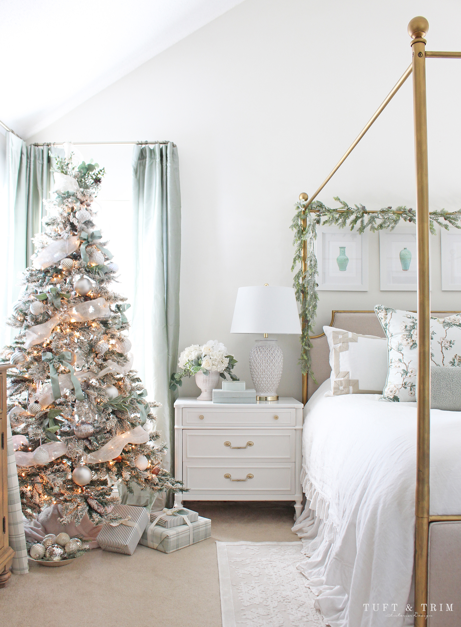 Classic & Chic Holiday Bedroom