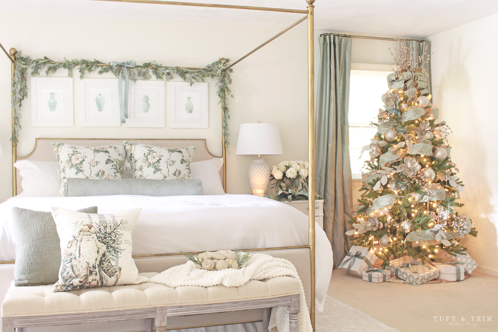 Romantic & Cozy Christmas Bedroom