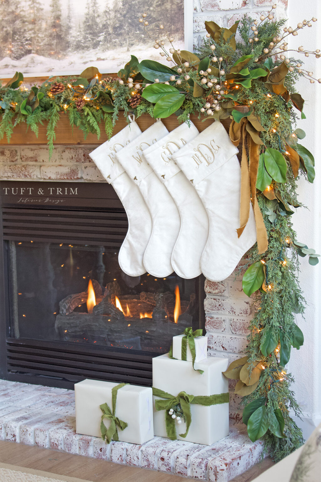 Christmas Home Tour: Holiday Magnolias - Tuft & Trim